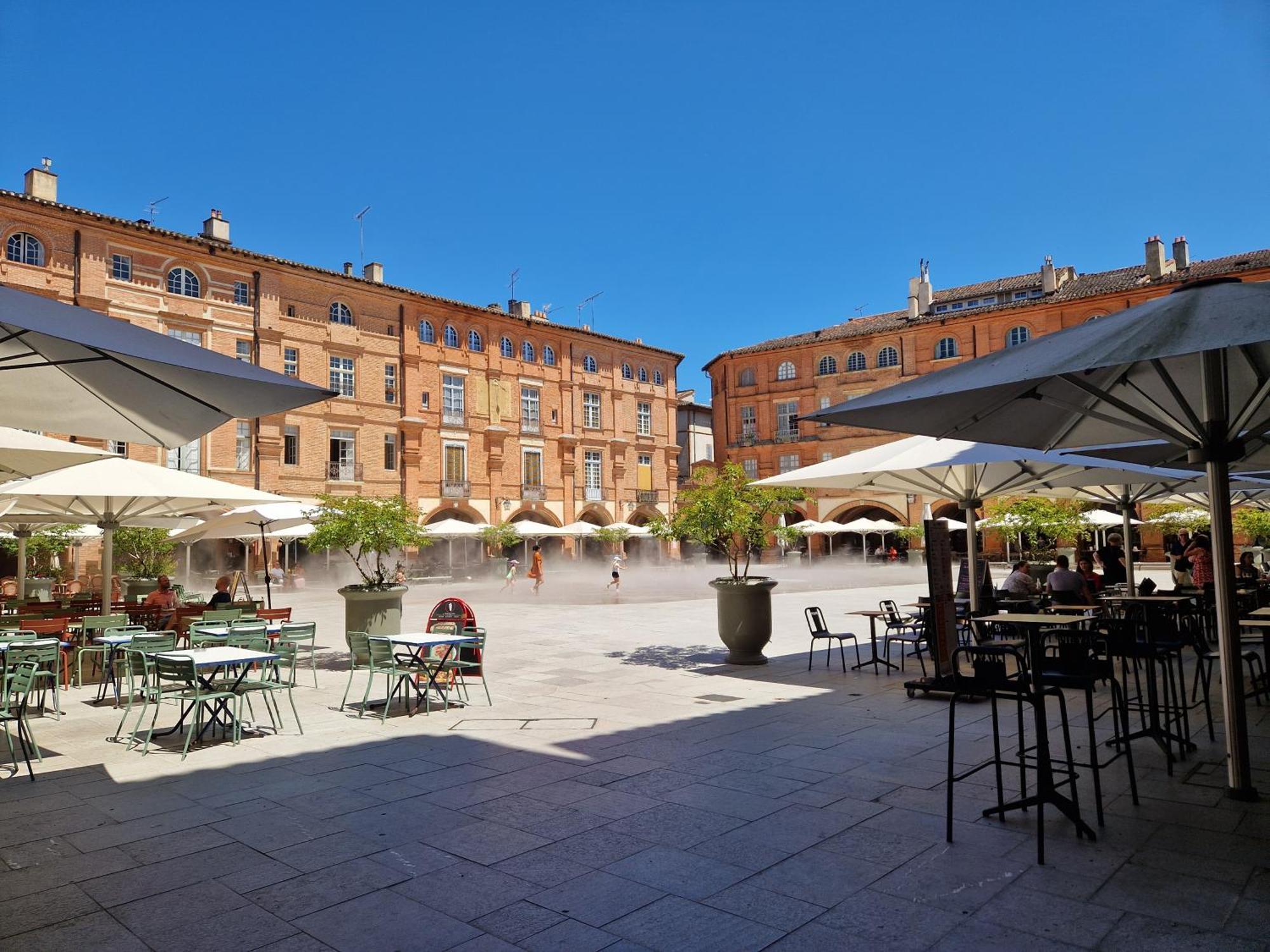Residence Richelieu Montauban Bagian luar foto